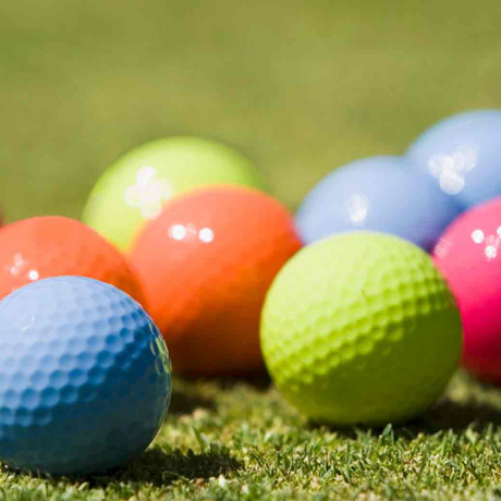 Fargede golfballer